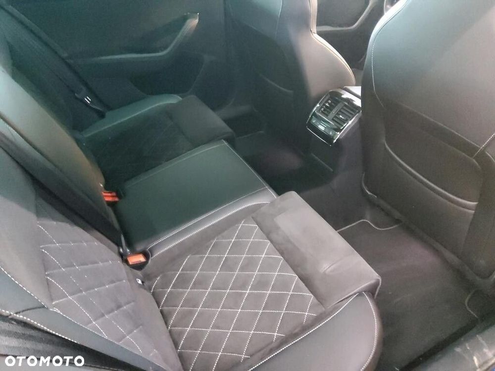 Skoda Superb 2.0 TDI SCR 4x4 Sportline DSG - 7