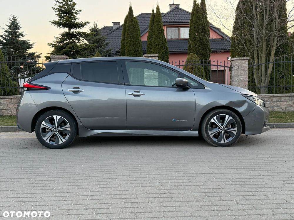 Nissan Leaf 40 kWh Tekna - 7