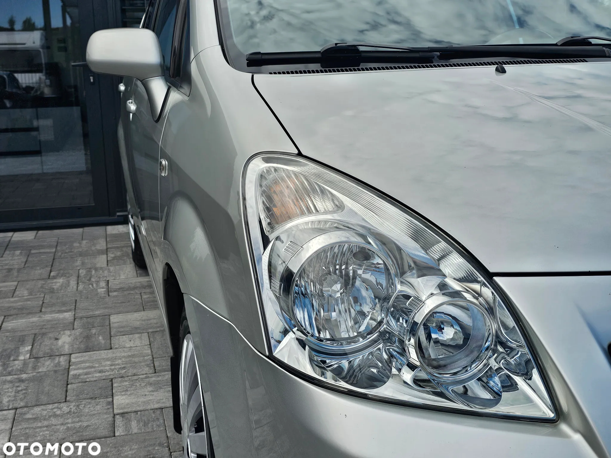 Toyota Corolla Verso 1.8 Sol - 25