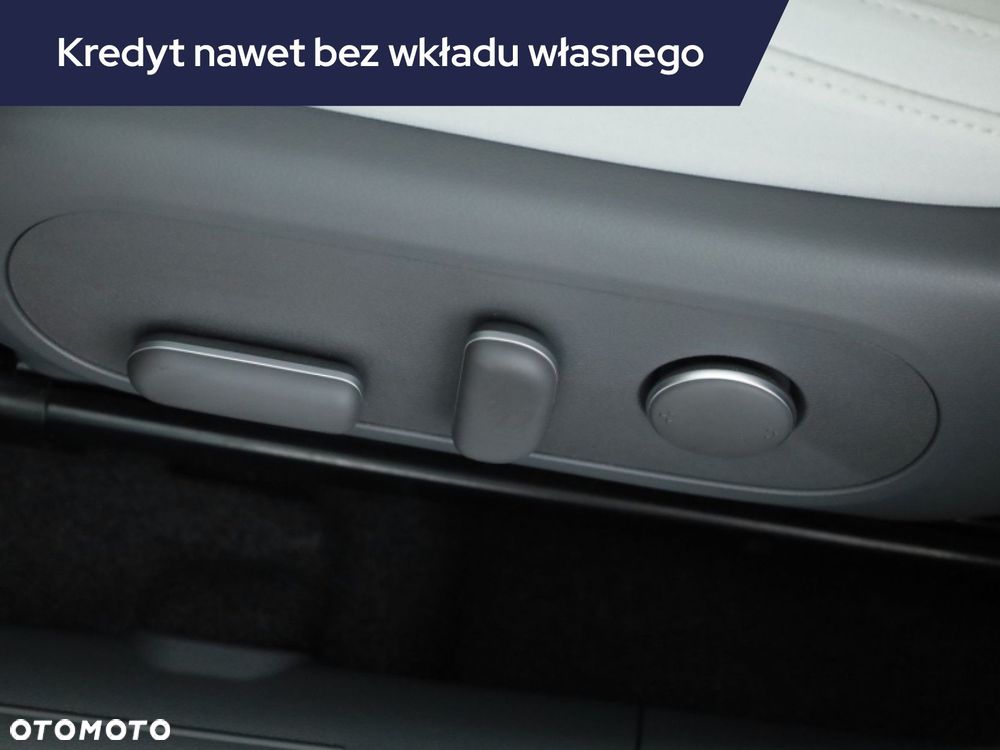 Hyundai Kona - 11