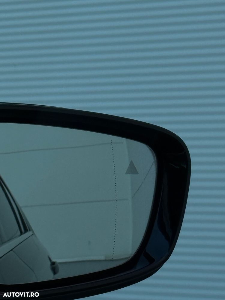 BMW Seria 5 520d xDrive AT MHEV - 34