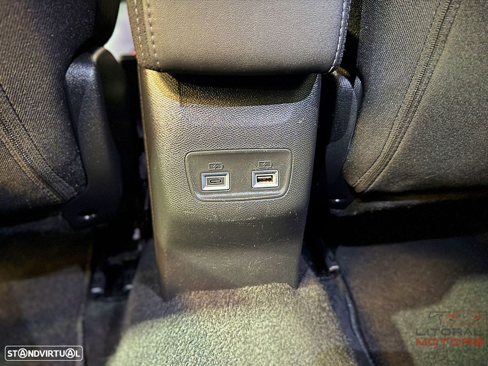 Peugeot 2008 1.2 PureTech Allure Pack EAT8 - 40