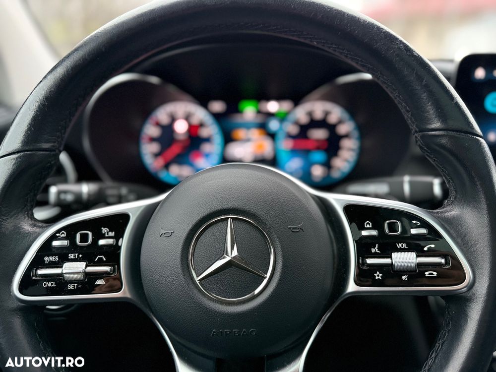 Mercedes-Benz GLC - 14