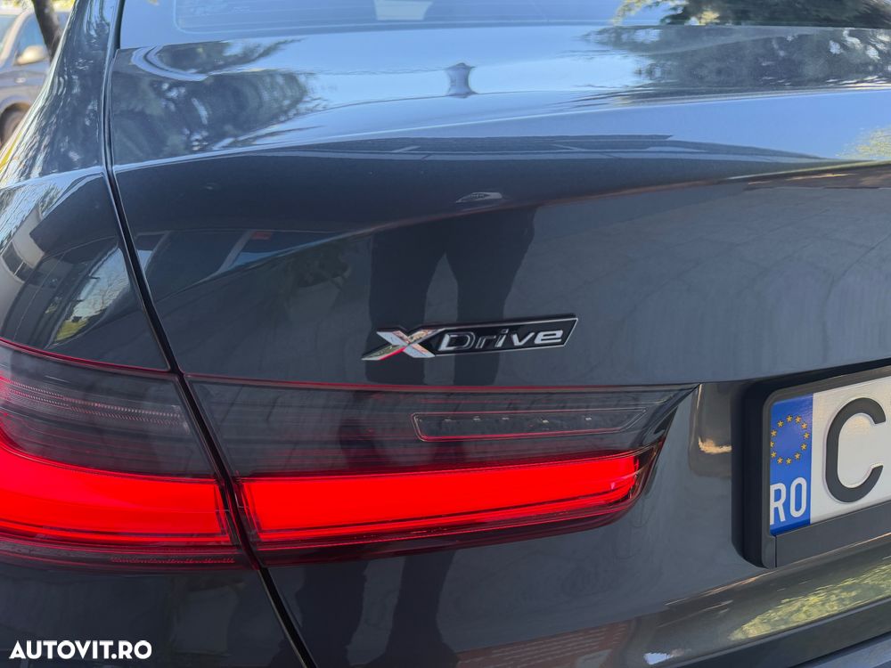 BMW Seria 3 320d xDrive Aut. - 17
