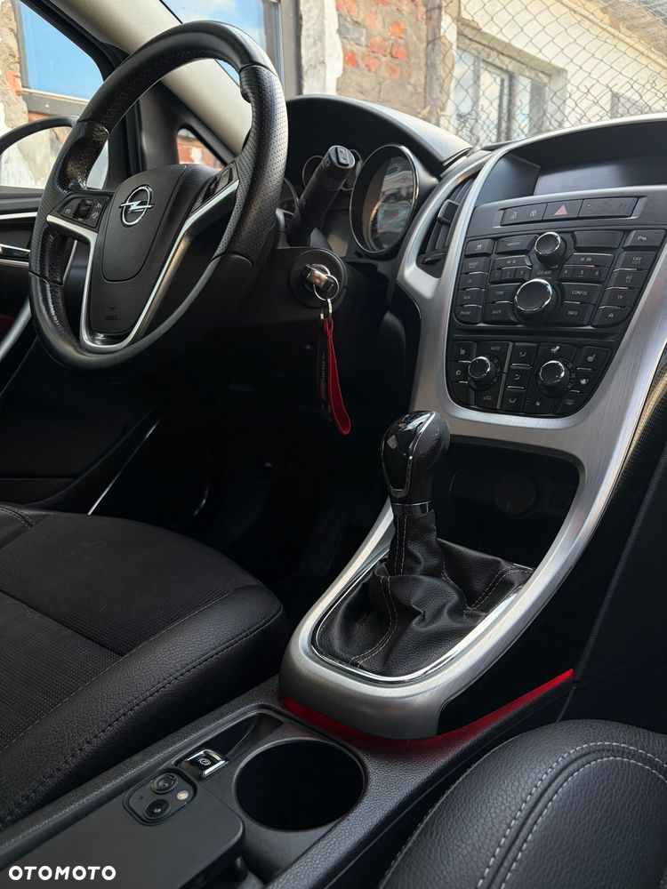 Opel Astra 1.4 T Enjoy - 6