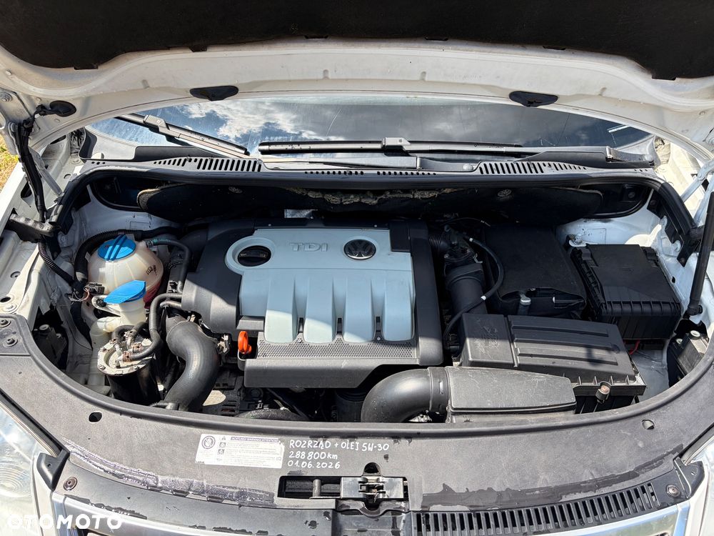 Volkswagen Touran 1.9 TDI DPF R-Line Edition - 19
