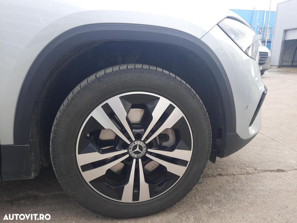 Mercedes-Benz GLA 250 e - 17