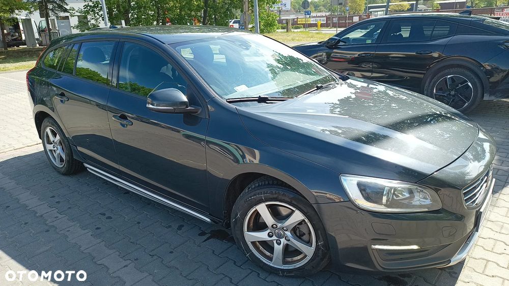 Volvo V60 T3 Momentum - 6