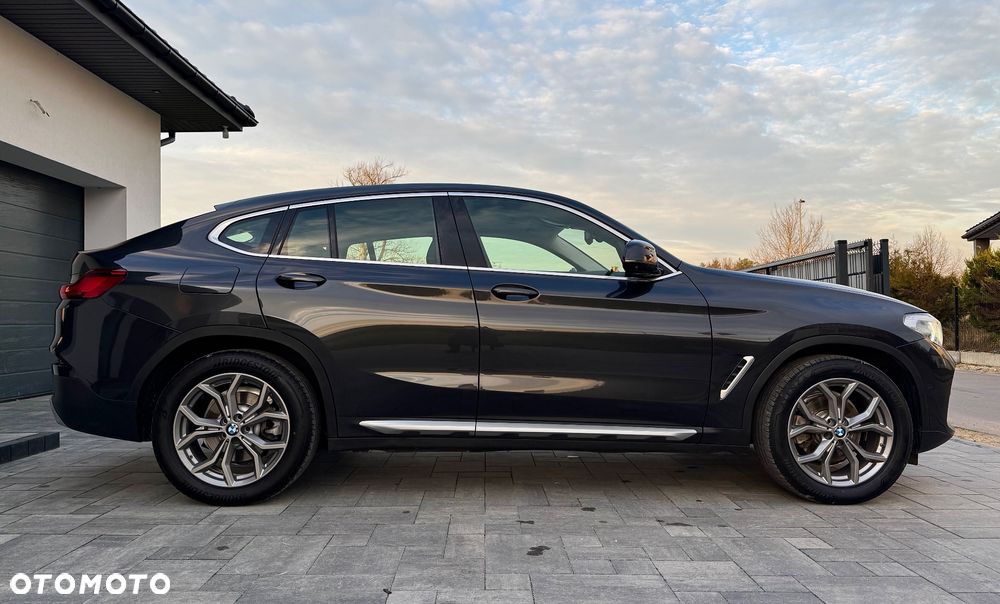 BMW X4 xDrive20d xLine sport - 10