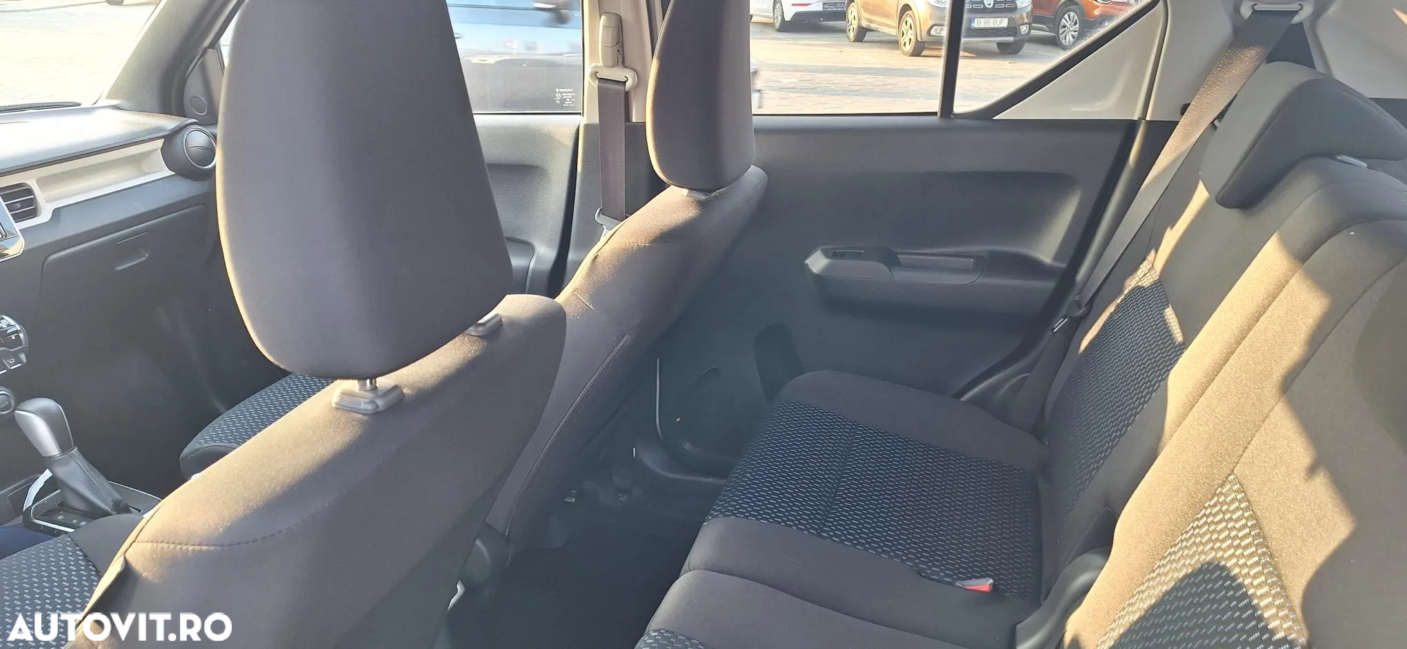 Suzuki Ignis 1.2 Dualjet 12V MHEV CVT Spirit - 9
