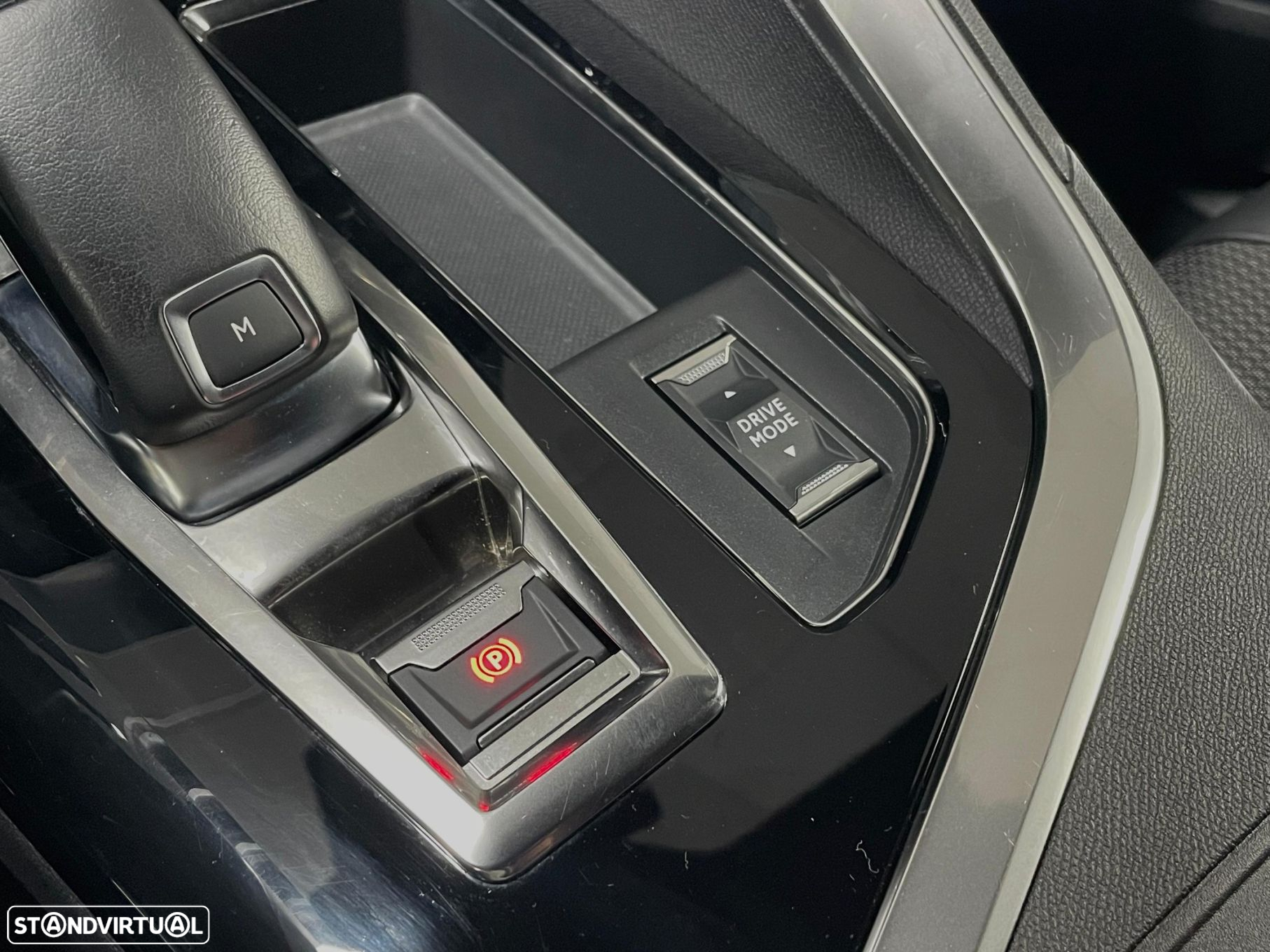 Peugeot 3008 1.2 PureTech GT EAT8 - 26