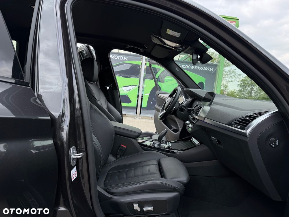 BMW X3 sDrive18d M Sport - 36