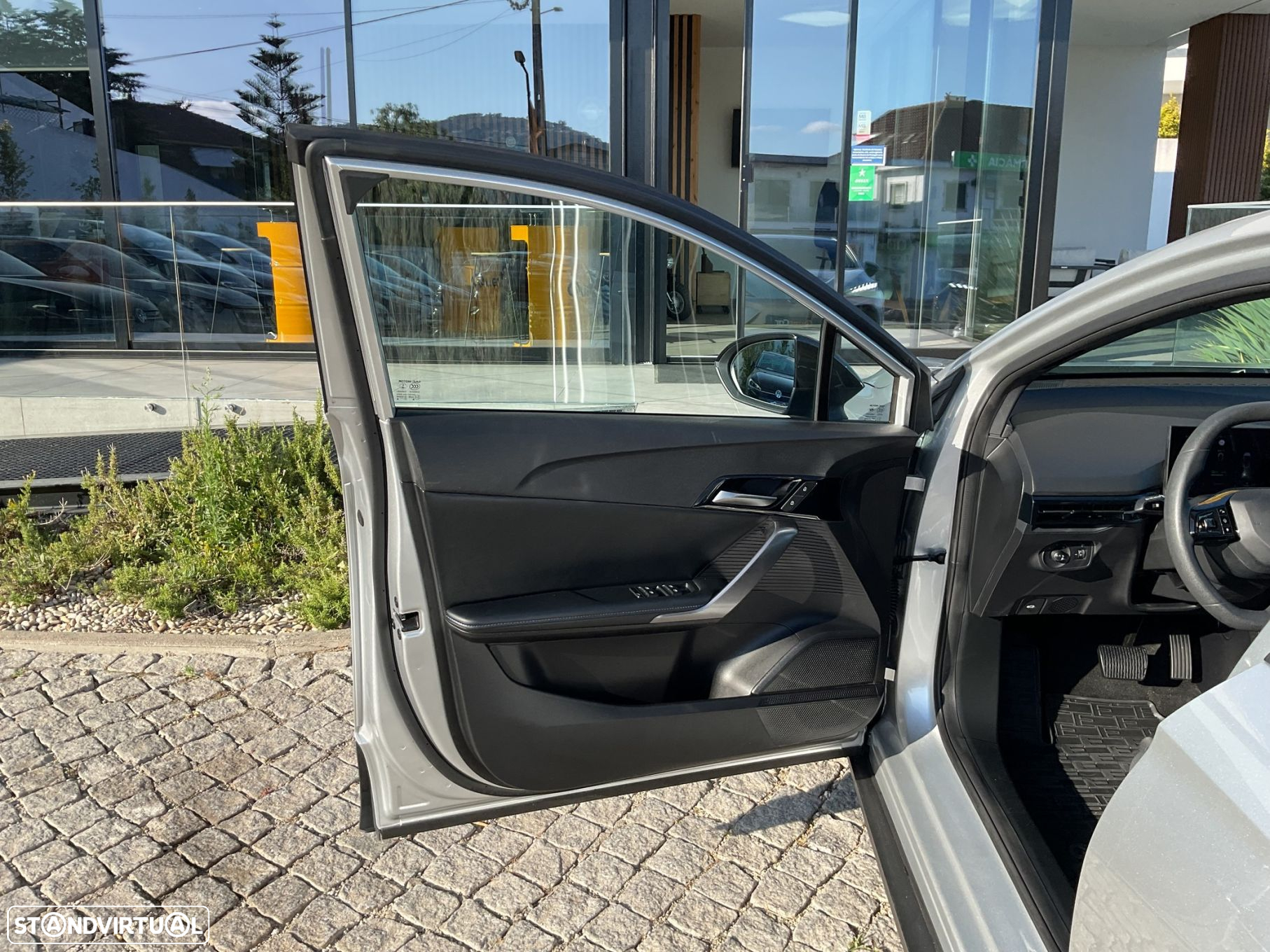 MG MG4 51 kWh Standard - 21