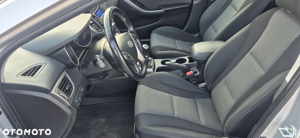 Hyundai i30 1.4 Trend - 7