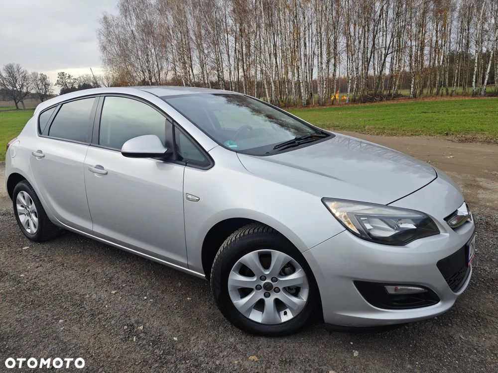 Opel Astra 1.6 Style - 9