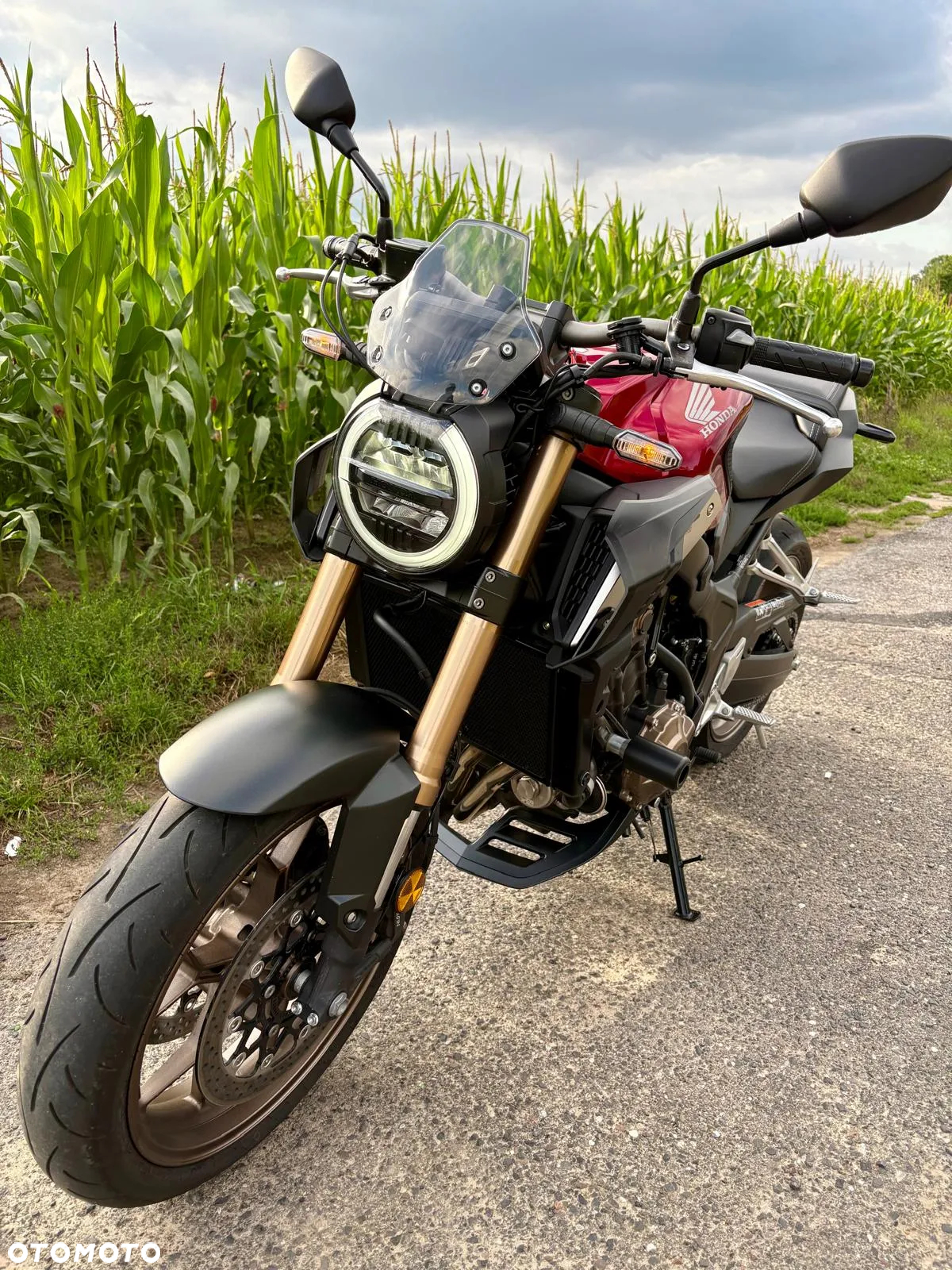 Honda CB - 8