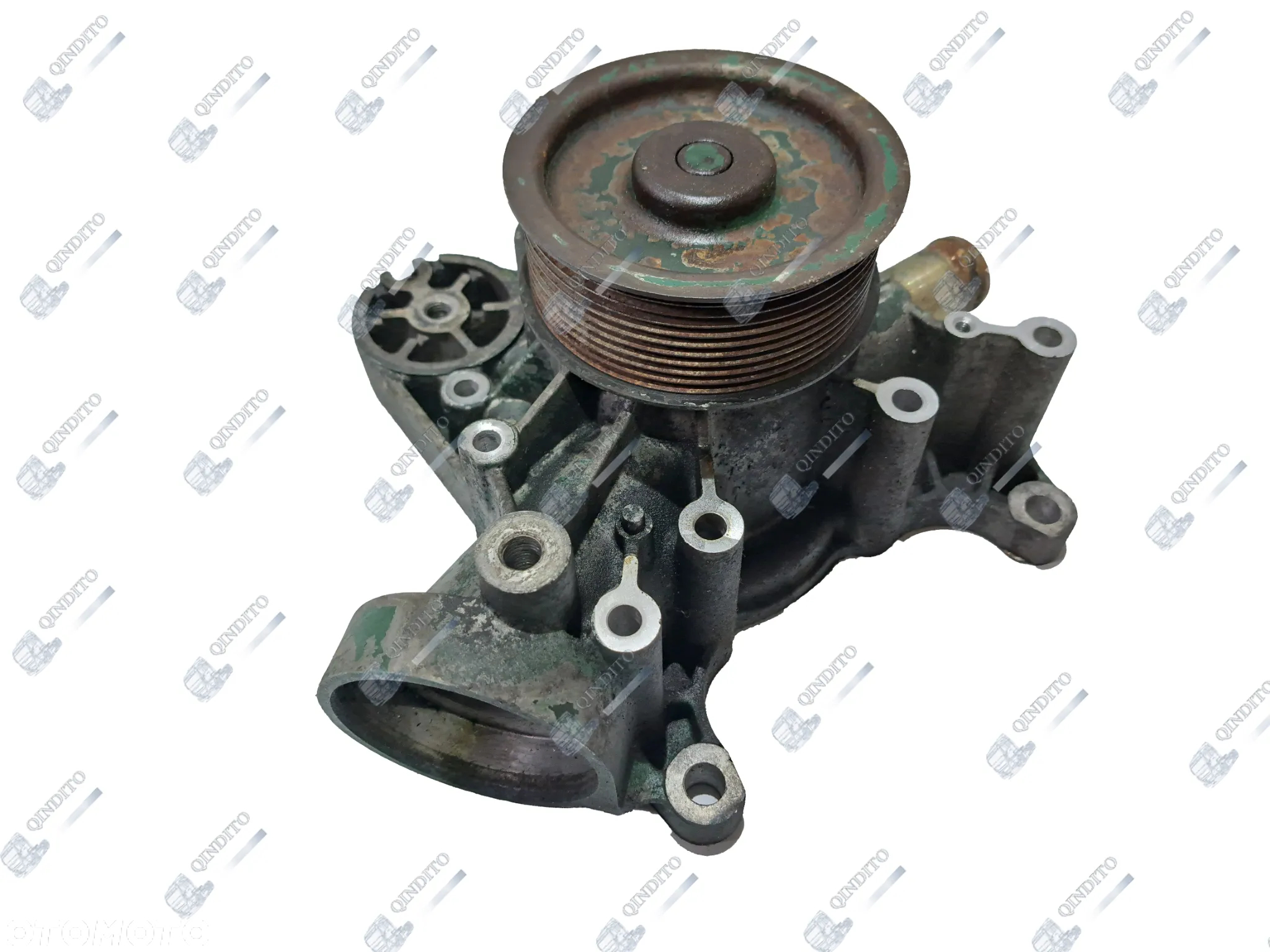 POMPA WODY VOLVO FL FE AIRTEX 04901740 - 2