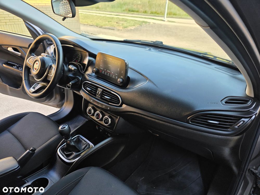 Fiat Tipo 1.0 T3 Garmin - 12