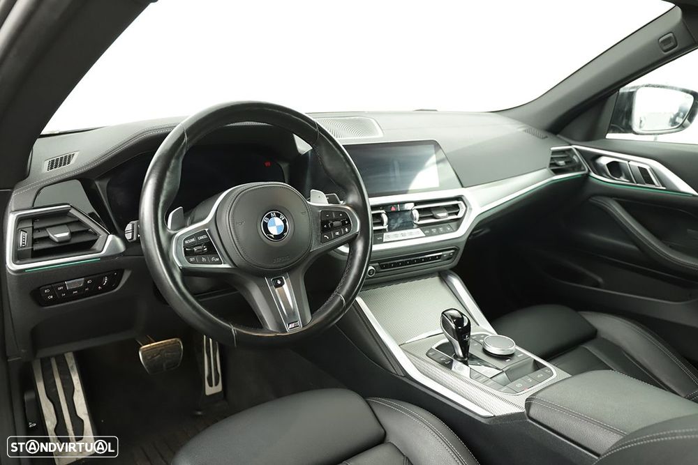 BMW 420 i Pack Desportivo M Auto - 11
