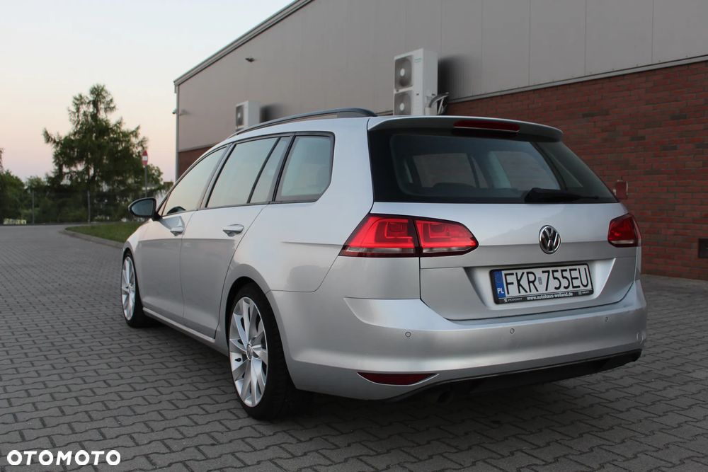 Volkswagen Golf 1.6 TDI BlueMotion Technology Comfortline - 4