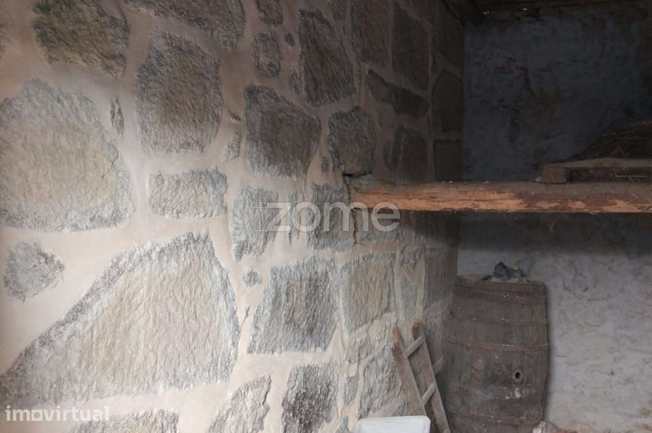 Moradia Unifamiliar com projecto aprovado - Grande imagem: 4/6