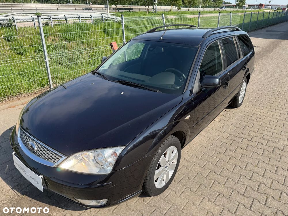 Ford Mondeo 1.8 Titanium - 12