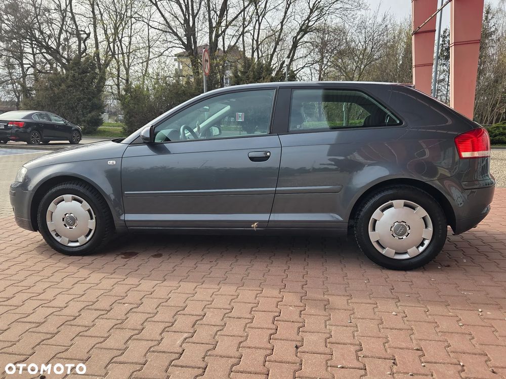 Audi A3 Sportback - 12