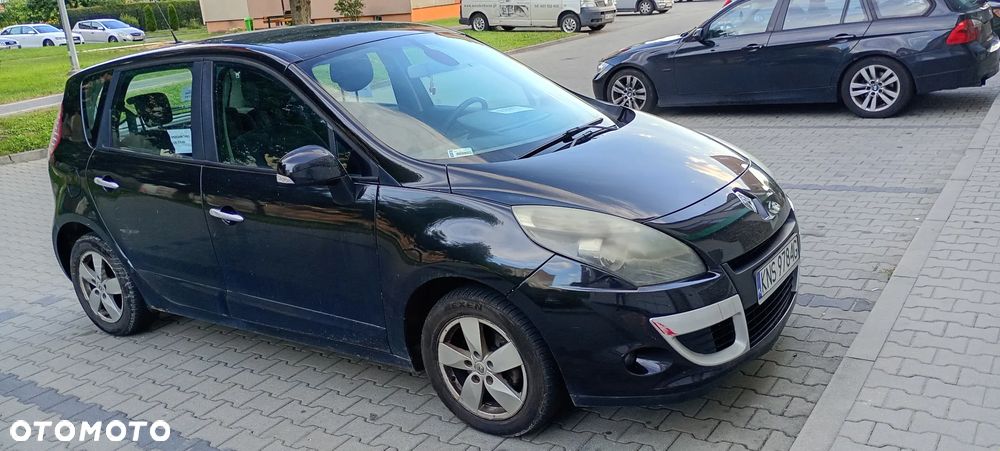 Renault Scenic - 1