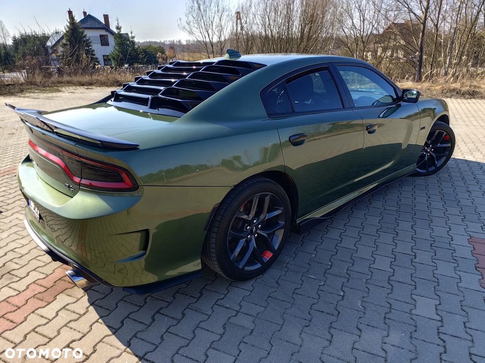Dodge Charger 5.7 R/T - 11