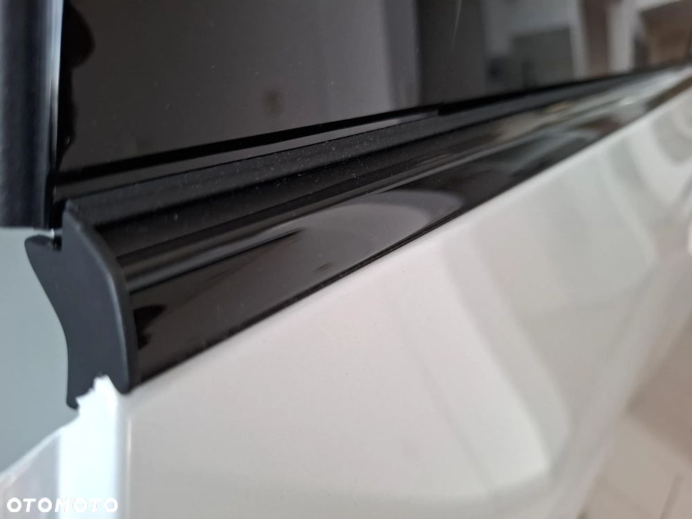 Volkswagen Tiguan - 16