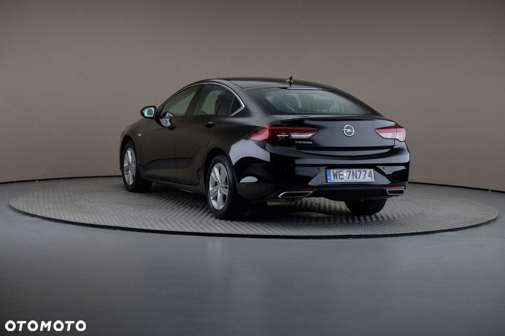 Opel Insignia - 2