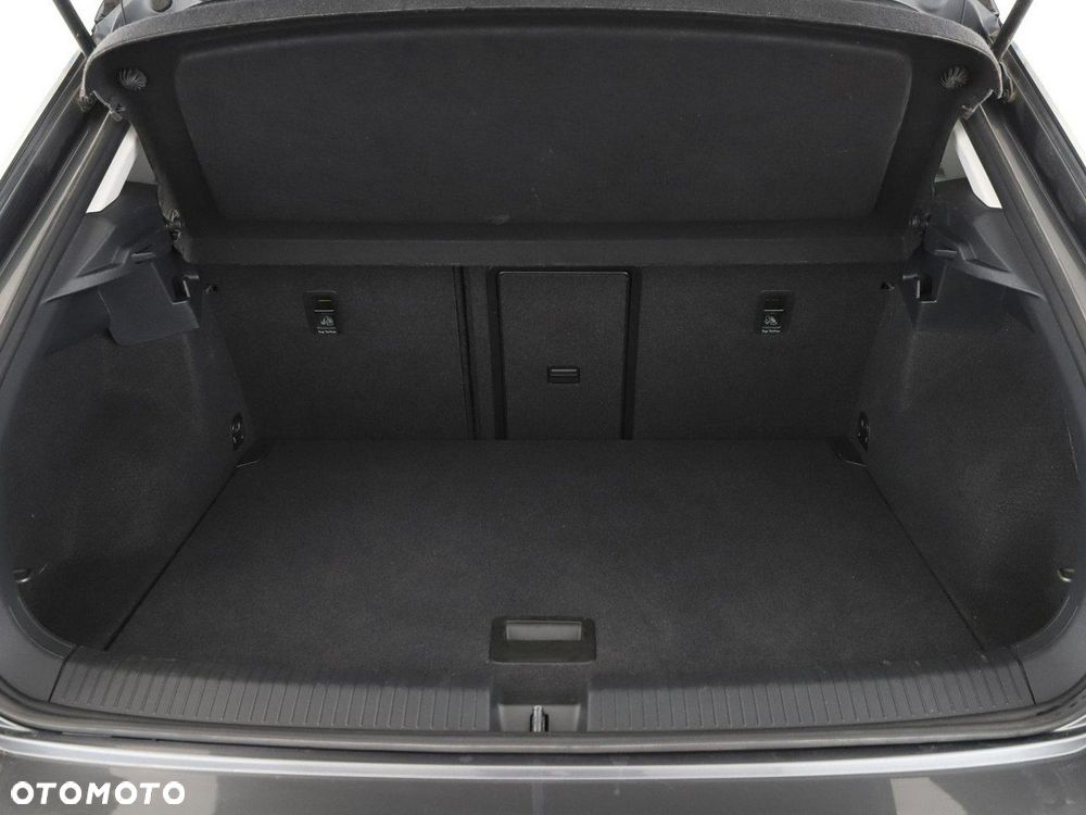 Volkswagen T-Roc 1.0 TSI Style - 21