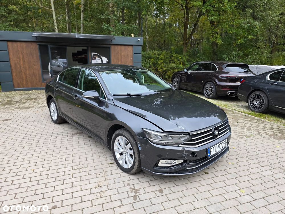 Volkswagen Passat - 3