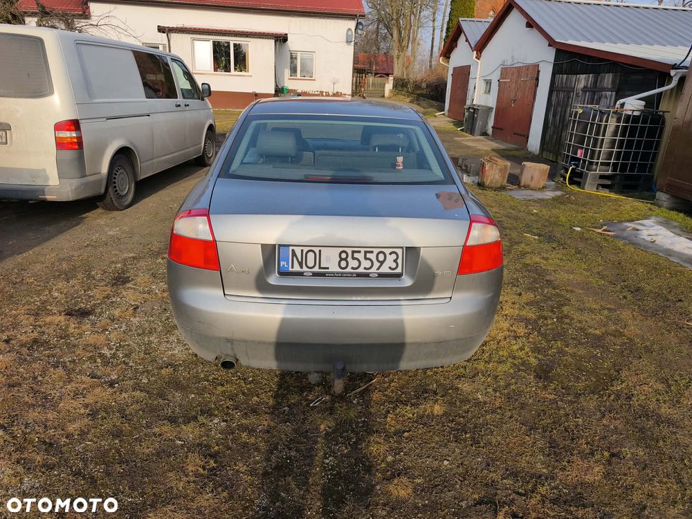 Audi A4 Avant - 5