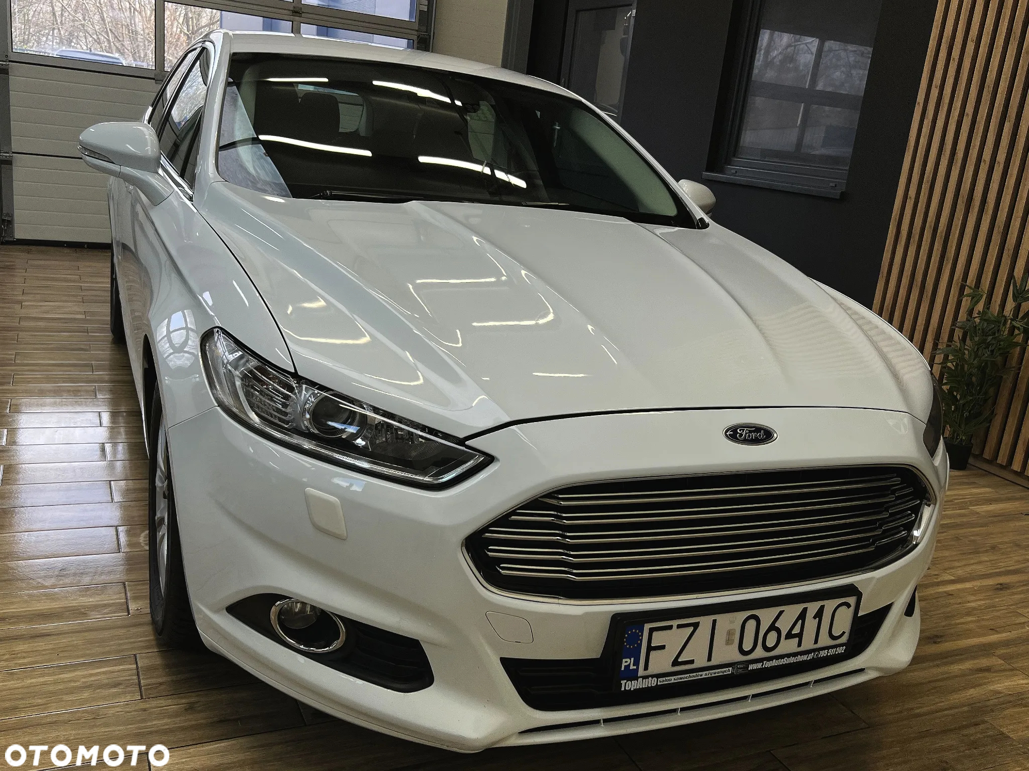 Ford Mondeo 2.0 TDCi Trend PowerShift - 4