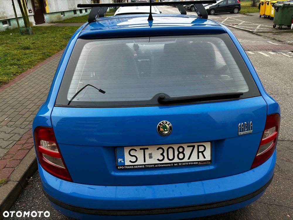 Skoda Fabia - 4