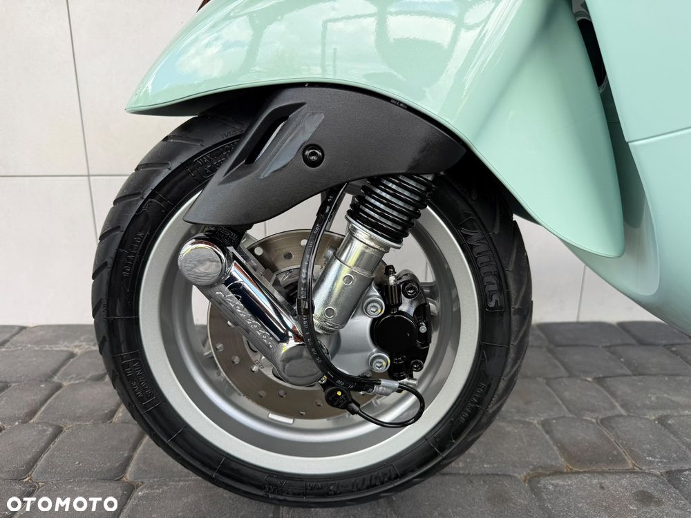 Vespa Primavera - 25