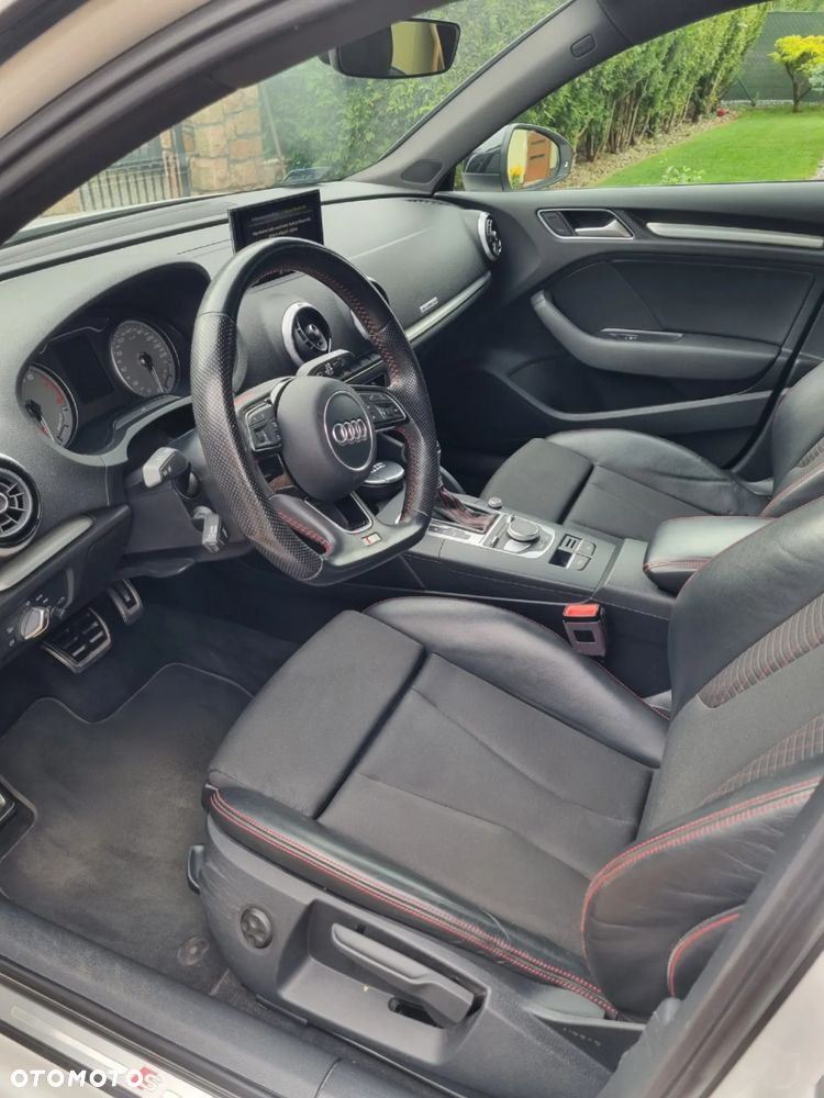 Audi S3 2.0 TFSI Quattro S tronic - 25