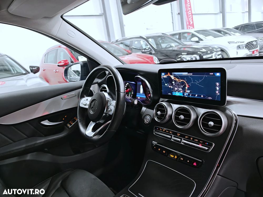 Mercedes-Benz GLC 300 de 4Matic 9G-TRONIC AMG Line - 9