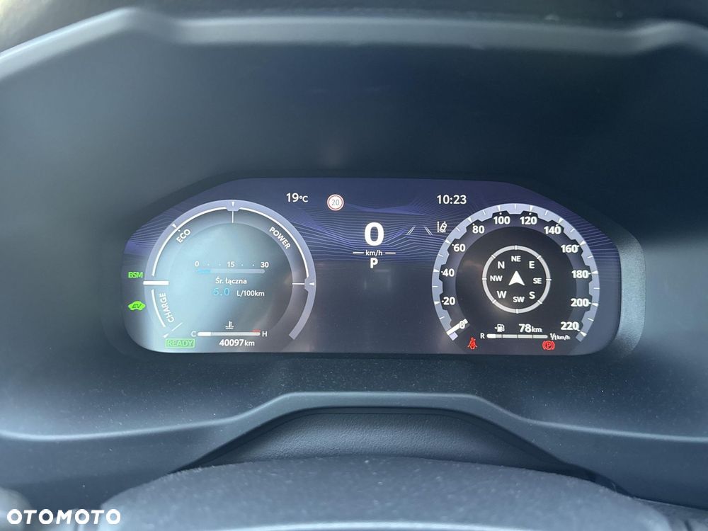 Toyota RAV4 2.5 Hybrid Executive 4x2 - 17