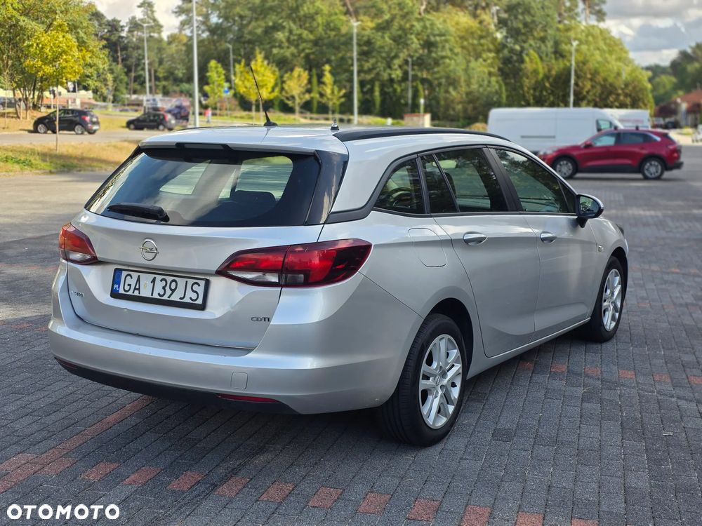 Opel Astra 1.6 CDTI Elite - 8