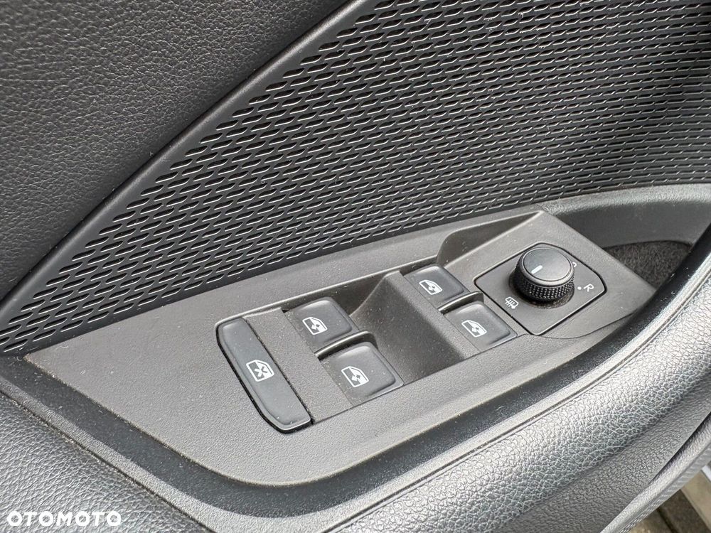 Skoda Octavia 2.0 TDI Ambition DSG - 19