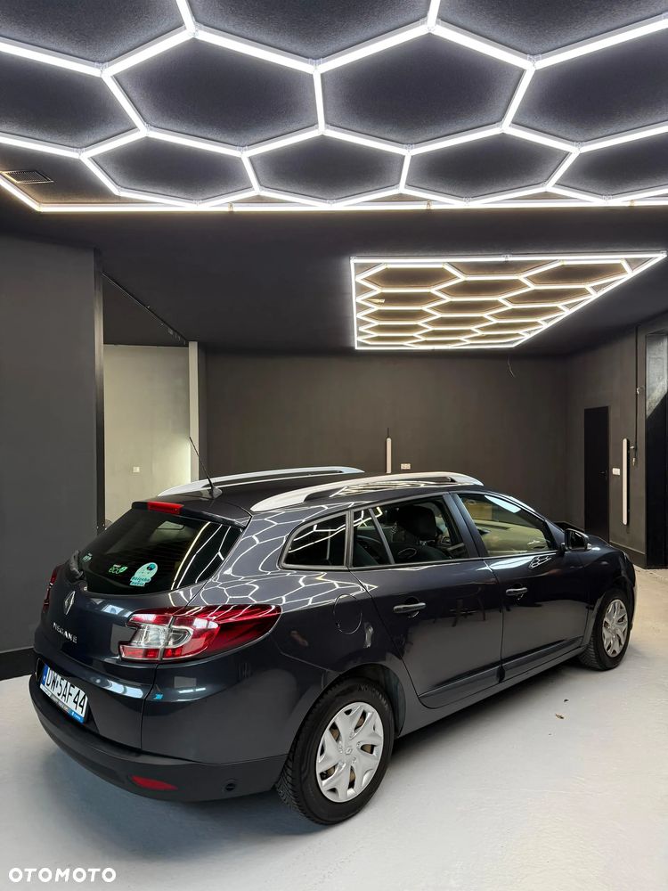 Renault Megane 1.6 16V Authentique Euro5 - 2