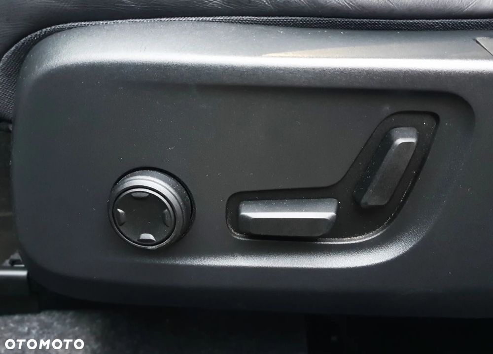 Volvo XC 40 - 16