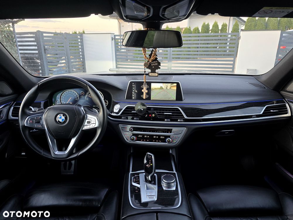 BMW Seria 7 730d xDrive - 35
