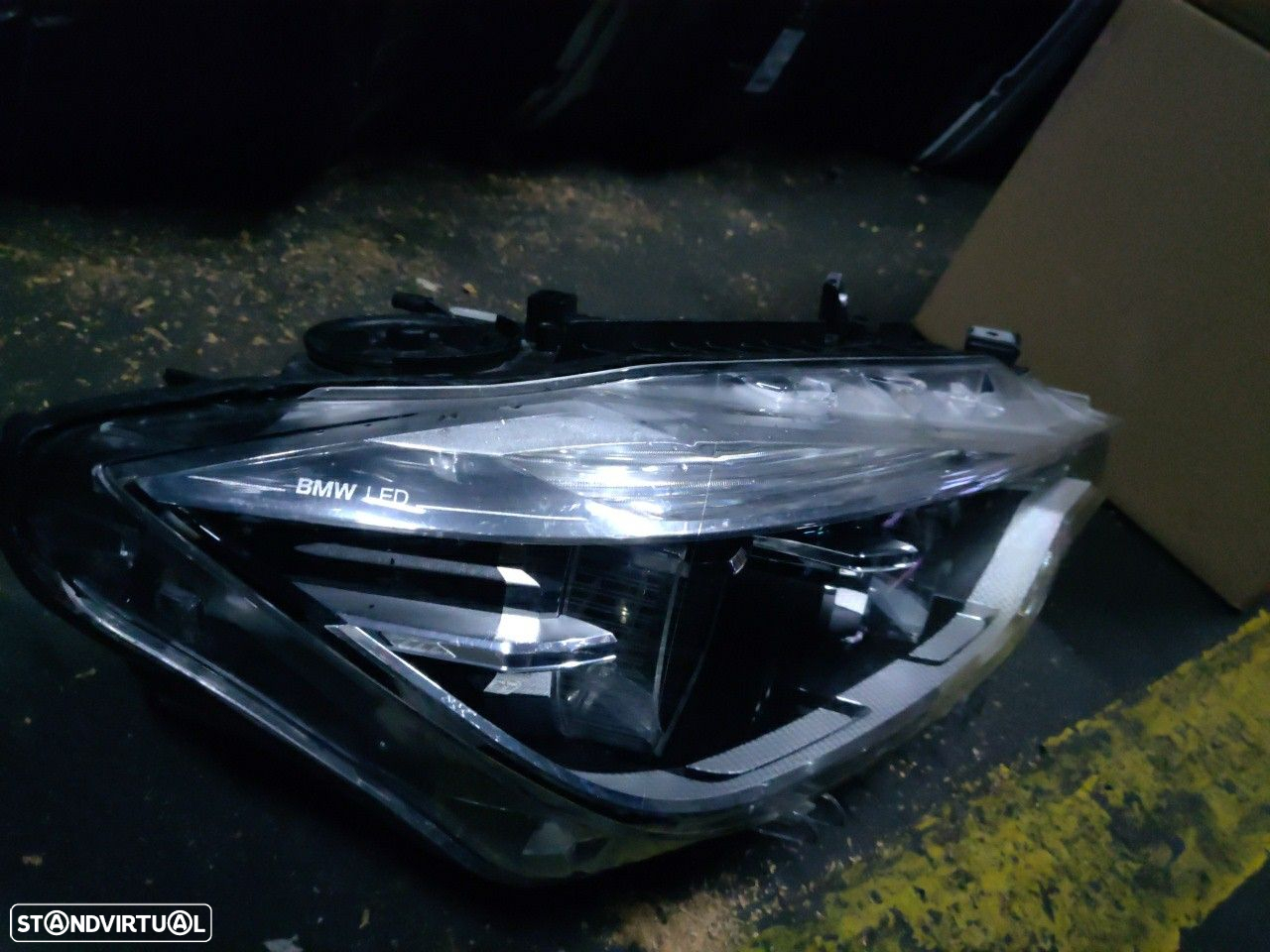 Farol Frente Direito / Otica Direita Bmw 3 (F30, F80)  7498946 / 1Ex01 - 2