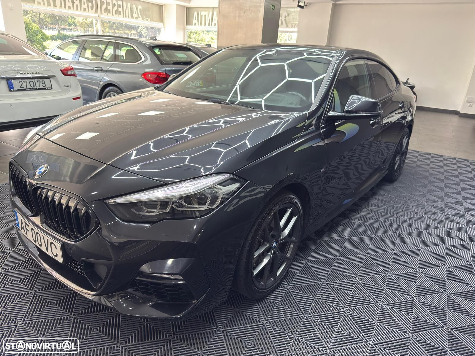 BMW 216 Gran Coupé d Pack 50 anos M - 19