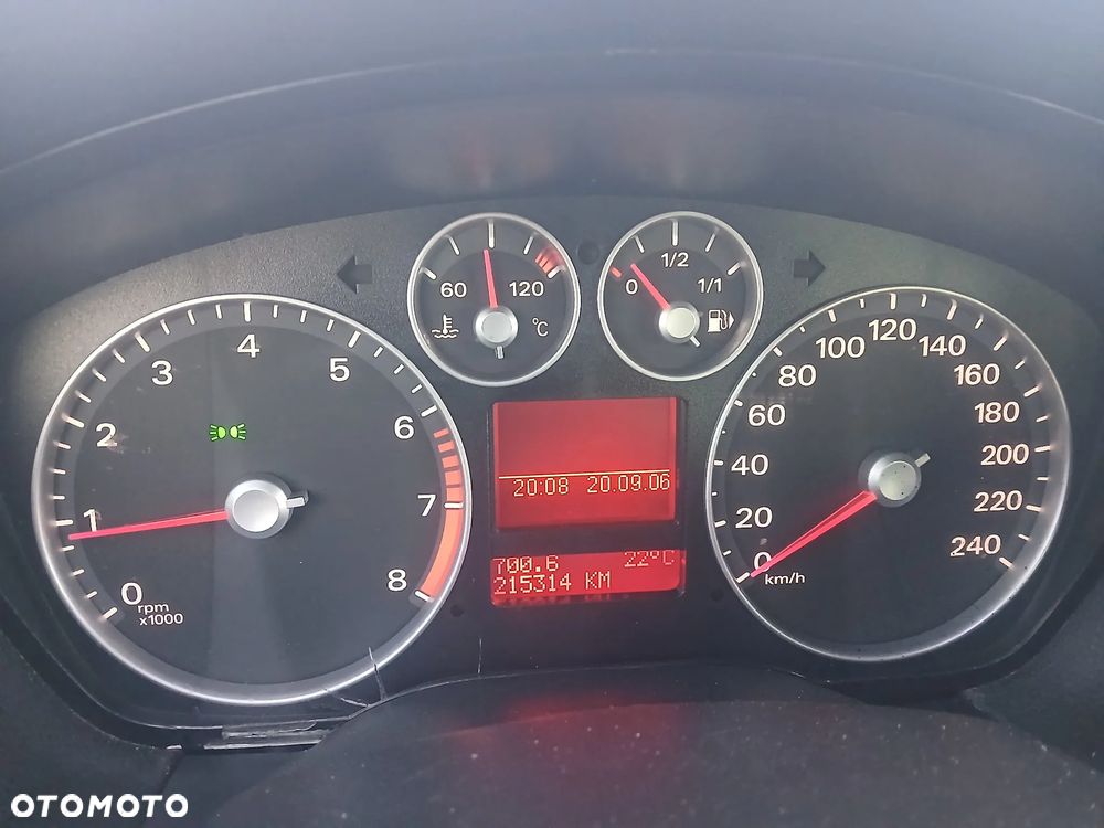Ford Focus - 25