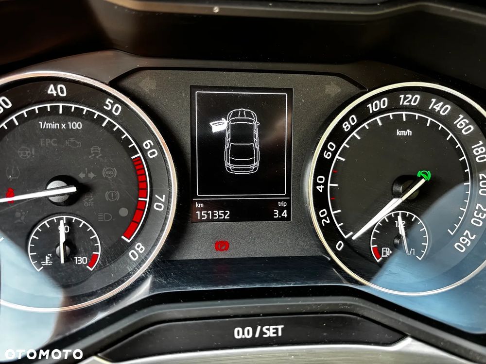 Skoda Superb 1.5 TSI ACT Ambition DSG - 7