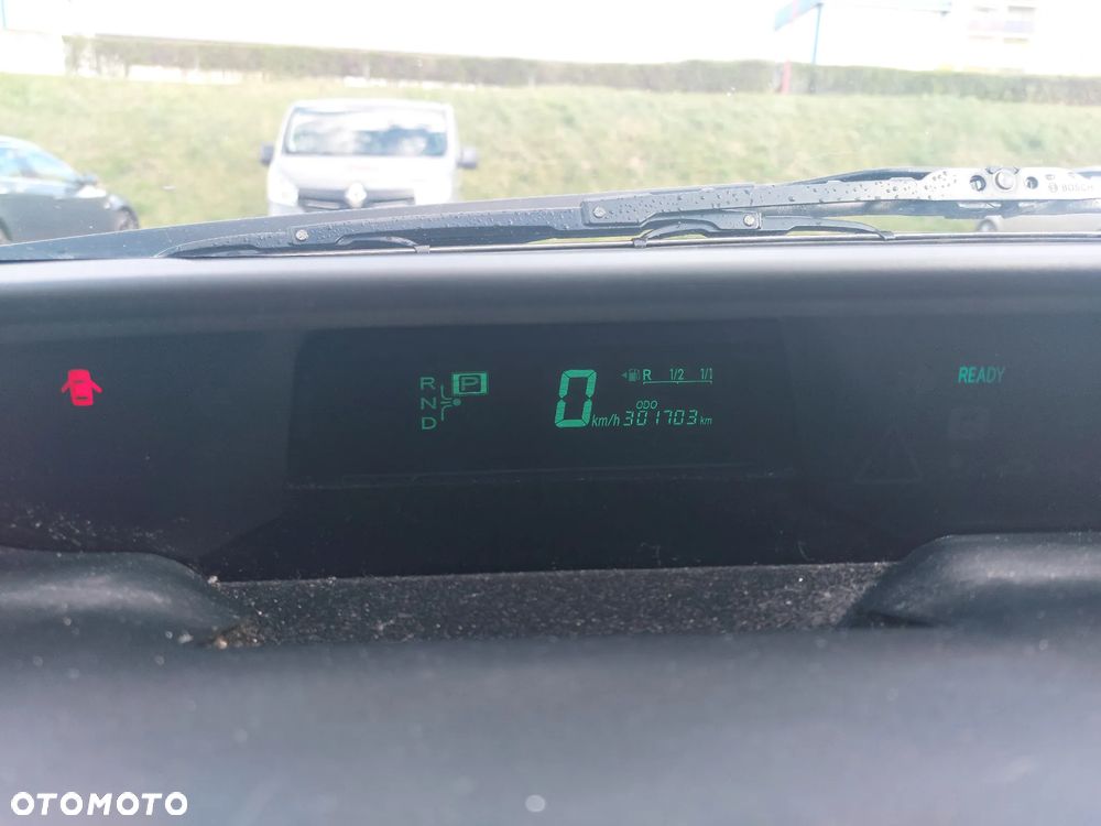 Toyota Prius 1.5 VVT-i Sol - 8